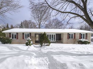 744 Barclay Rd, London, ON N6K1K7