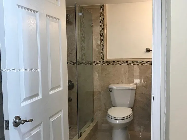 1300 SW 122nd Ave #206-2 — Photo 23