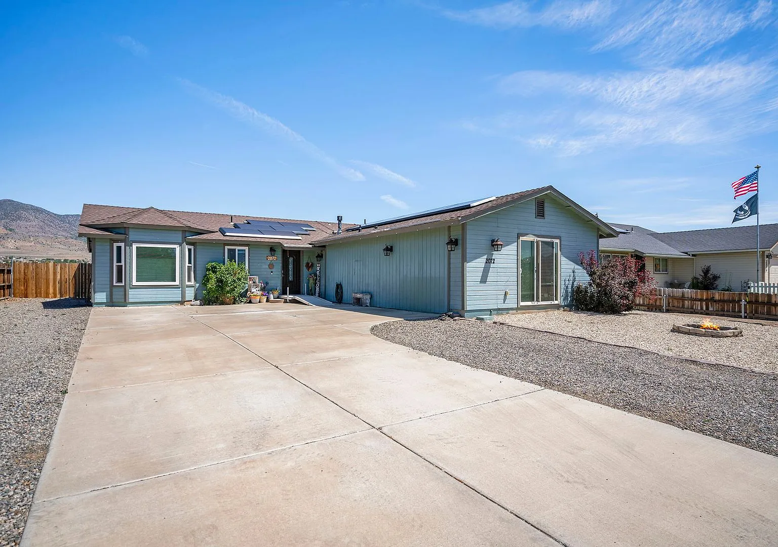 Coming Soon Spacious 6-Bedroom Home With Solar & Rv/Boat Parking — Photo 2