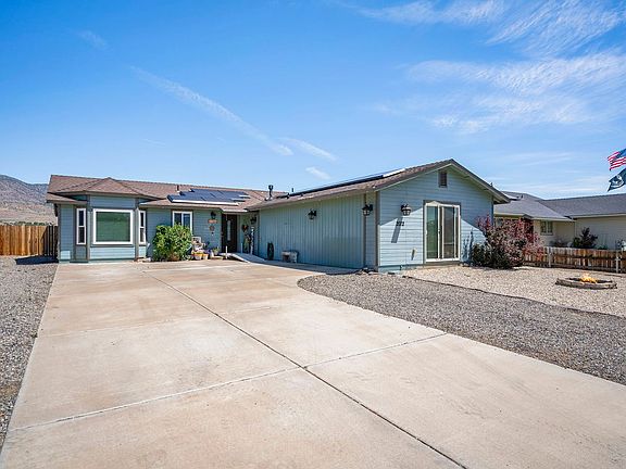 2nd image of 2072 Lonnie Ln