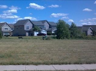 259 Sweet Grass Dr, Sun Prairie, WI 53590