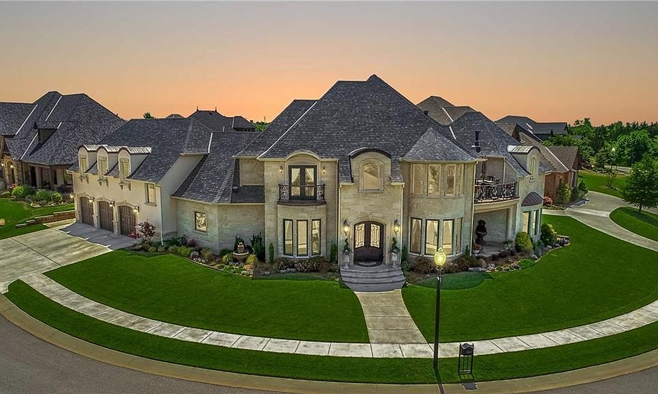 1st image of 13112 Canyon Lakes Dr