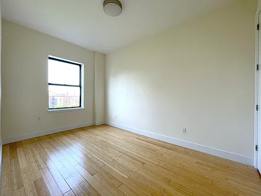 Rented by Bohemia Realty Group | media 17