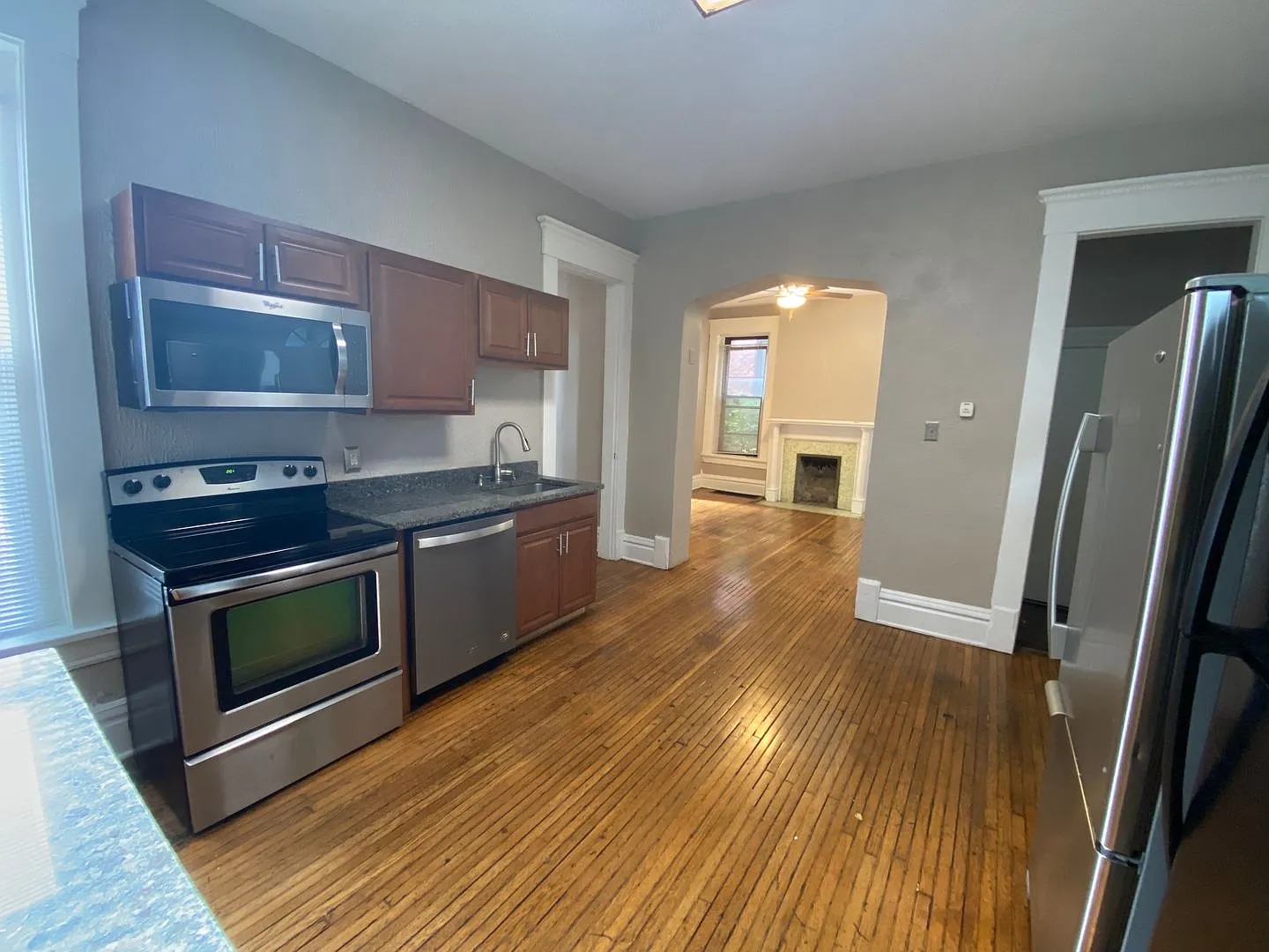 Beautiful Six Bedroom House Just Outside The Hustle and Bustle of OSU Campus! — Photo 4