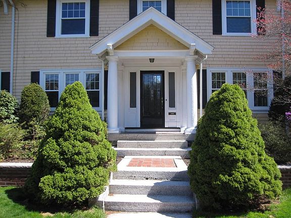 2nd image of 15 Marion Ave