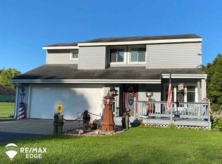 8087 N McKinley Rd, Flushing, MI 48433