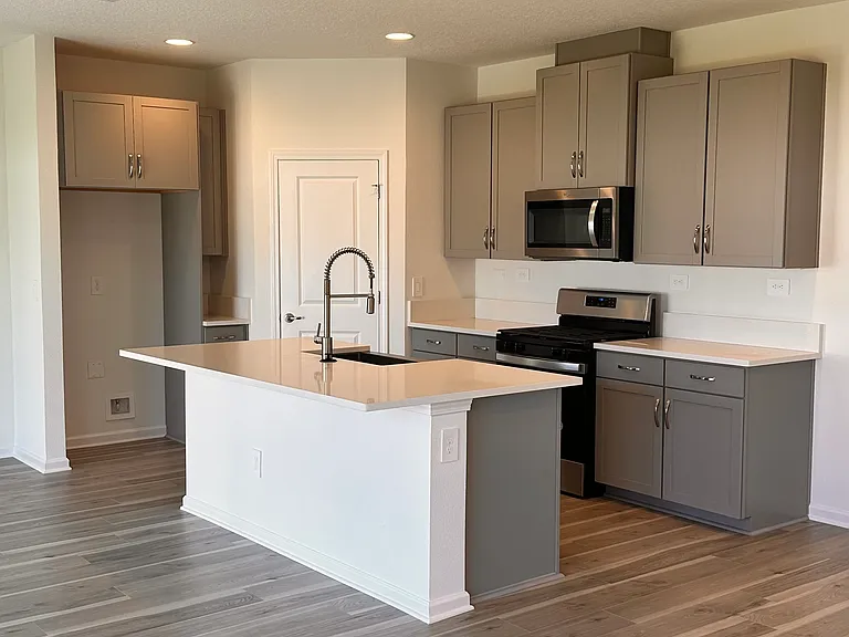 47 Carbonell Pl — Photo 4