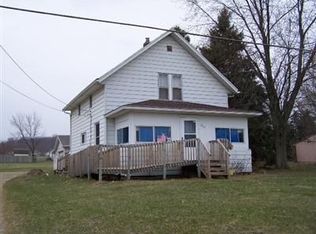 7472 Red Arrow Hwy, Watervliet, MI 49098