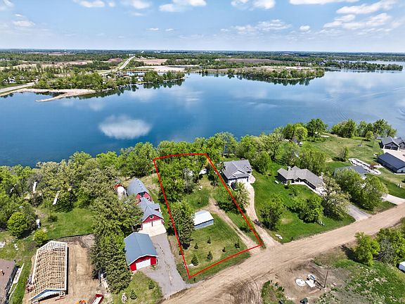 5th image of 633 Cihlars Point Cir SW