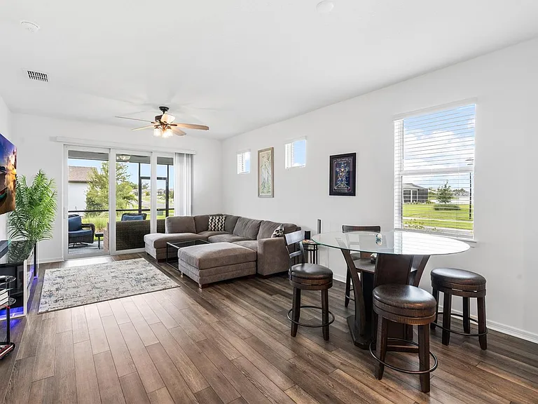 9454 Ballaster Pointe Loop — Photo 16