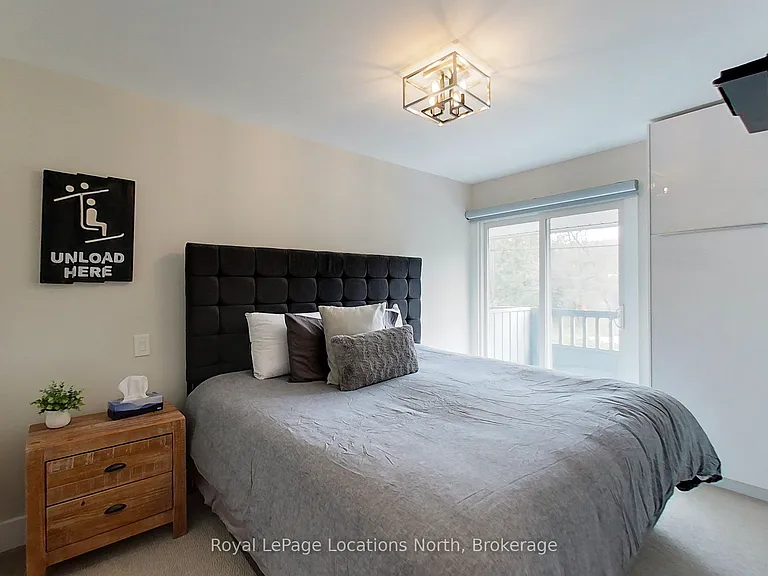 139 Lakeshore Rd E #6 — Photo 26