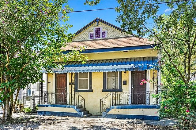 1st image of 2909 Saint Peter St #11