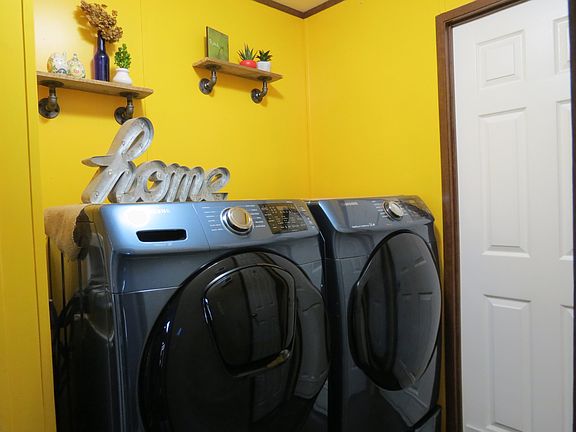 updated laundry room