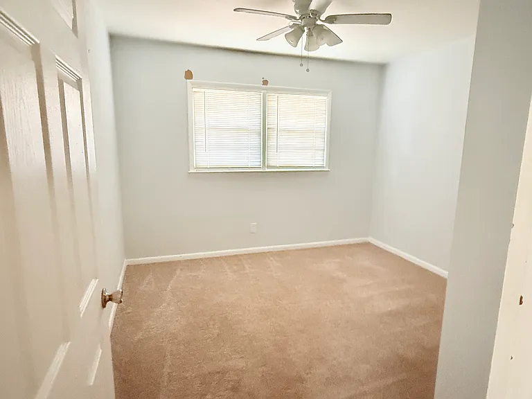 1206 Lakeside Dr — Photo 9