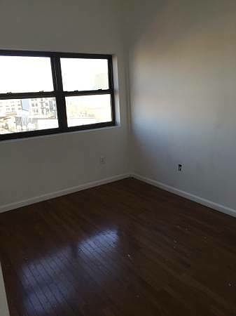 1st image of 2006 Benson Ave APT 1E