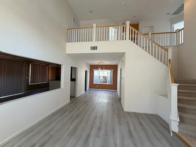 17 Miranda Ct — Photo 7