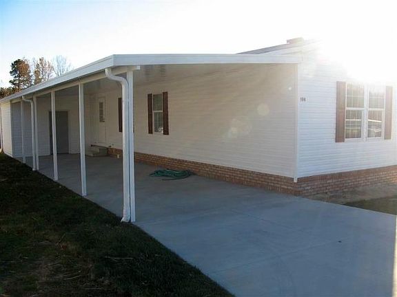 4th image of 108 Klondike Ln