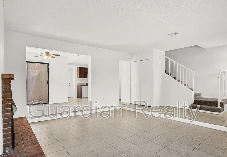 2639 Jacyra Ave — Photo 5