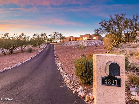2nd image of 4831 N Paseo Presidio