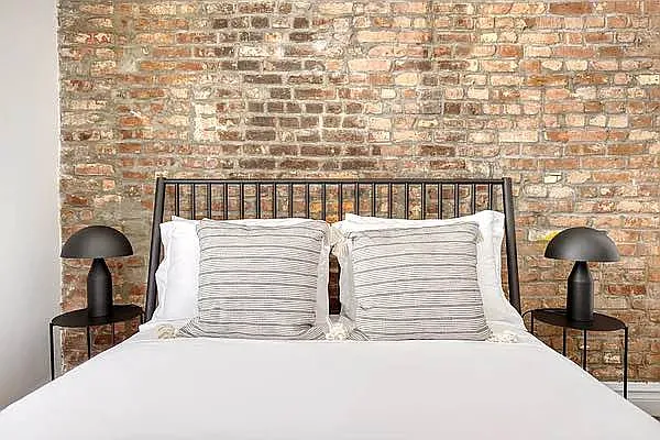 Rented by 9300 Realty, Inc. | media 22