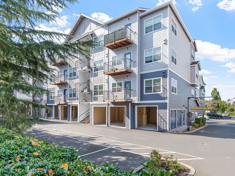 Element 170 Apartments — Photo 13