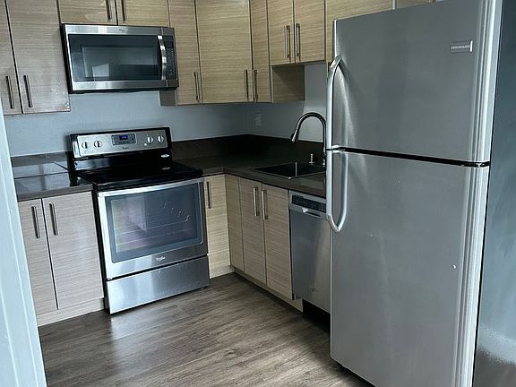 2nd image of 1945 26th Ave APT 305