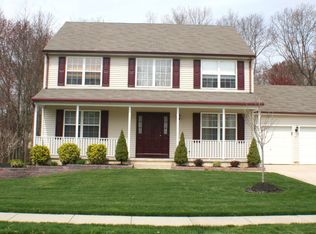 31 Jonquil Way, Sicklerville, NJ 08081