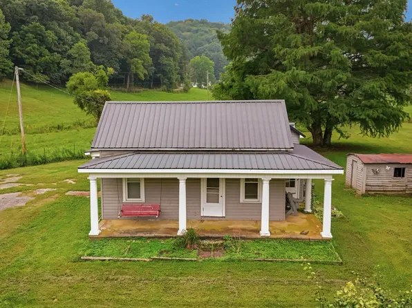 21606 Sams Creek Rd, Laurelville, OH 43135