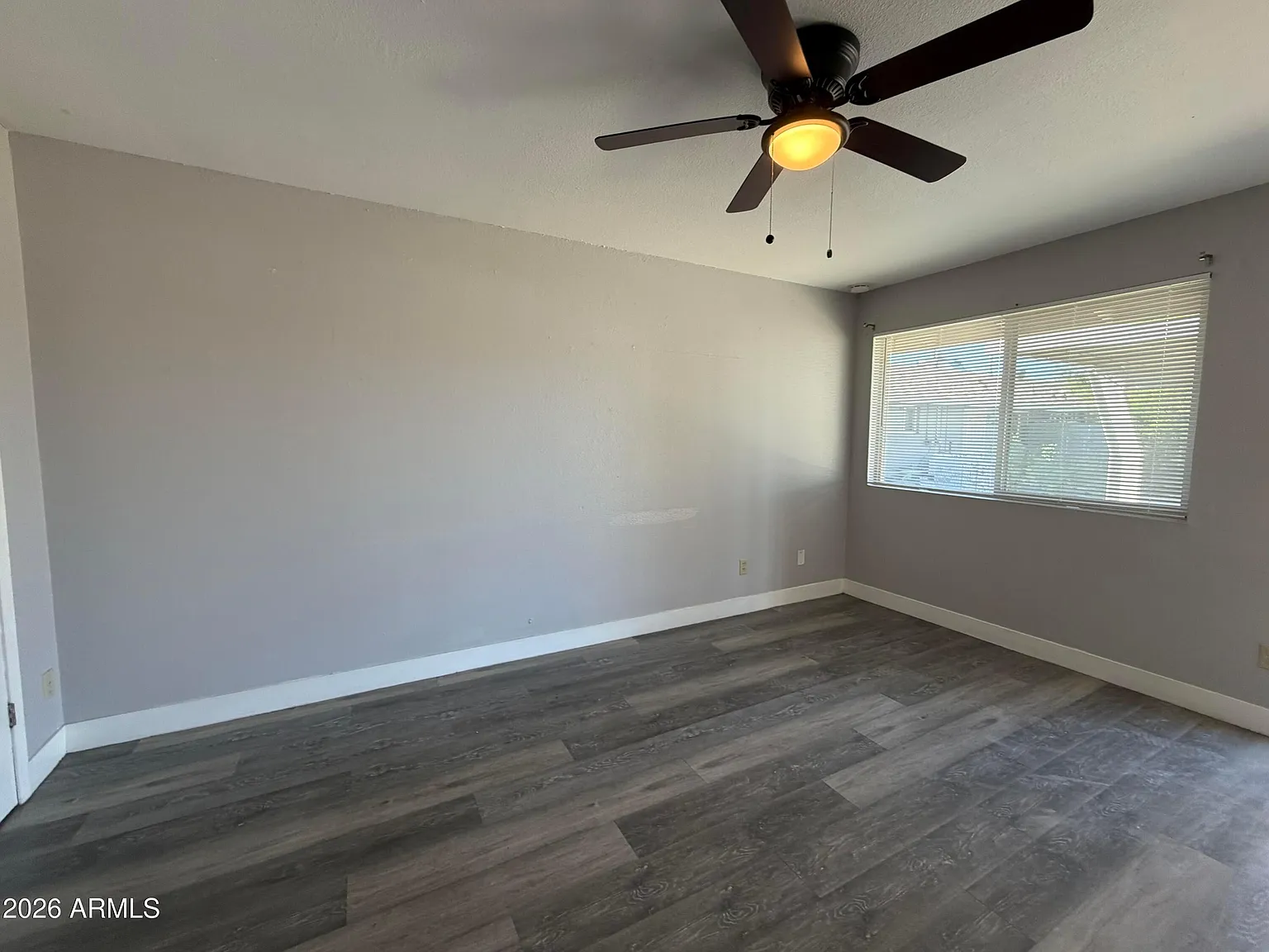 1 bed, 1.0 bath, 694 sqft, $900 — Photo 3