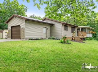 6714 S Evergreen Dr, Newaygo, MI 49337