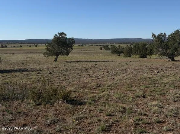 52 Juniper Woods, Ash Fork, AZ 86320