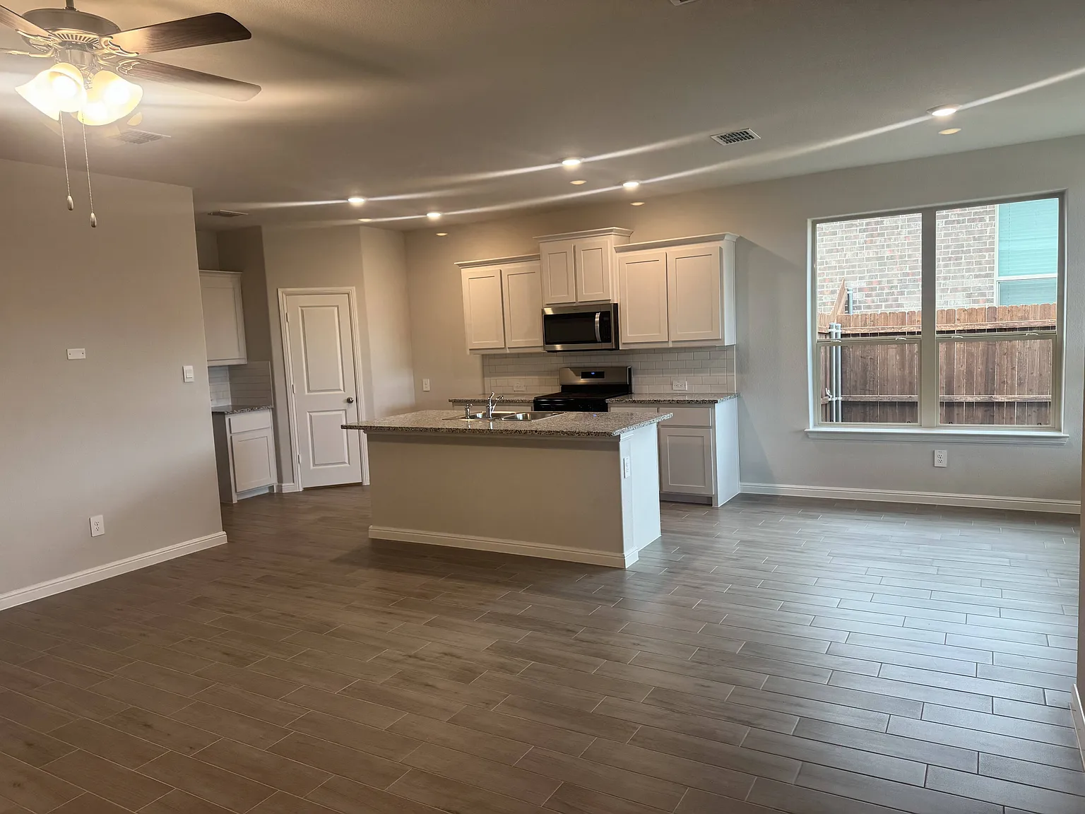 1223 Rockwater Drive — Photo 4