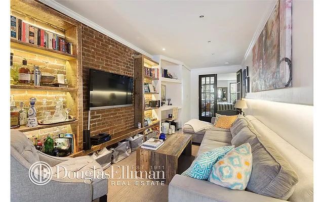 Rented by Douglas Elliman | media 6