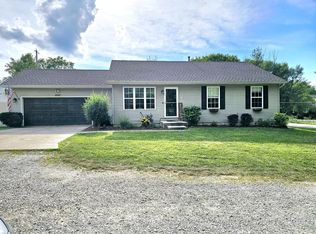 5507 Sapphire Ln, Valparaiso, IN 46383