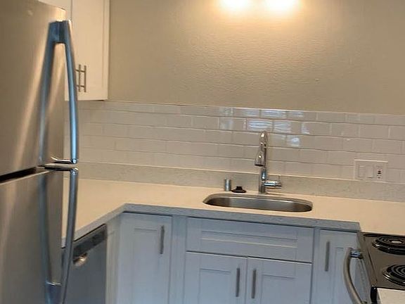 3rd image of 2769 Agate Dr