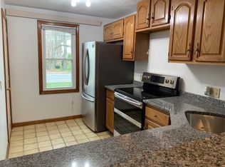 79 Circular St APT 3, North Attleboro, MA 02760