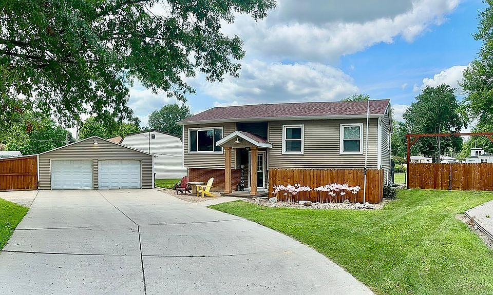 1st image of 106 McKinley Cir