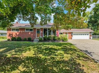 6628 Northview Dr, Clarkston, MI 48346