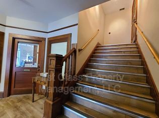 2066 NW Irving St ROOM 4, Portland, OR 97209