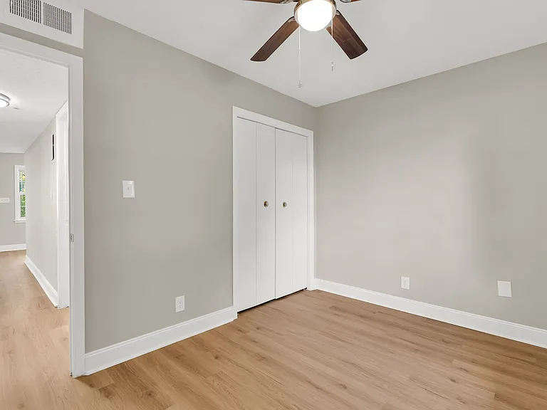 The Oaklyn — Photo 14