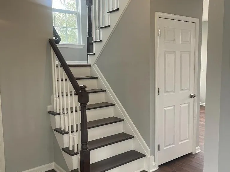 227 Winding Hill Dr — Photo 2