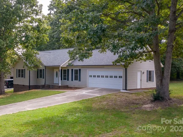 128 Arbor Springs Dr, Taylorsville, NC 28681