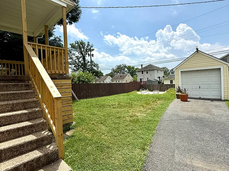 3107 Acton Rd — Photo 3