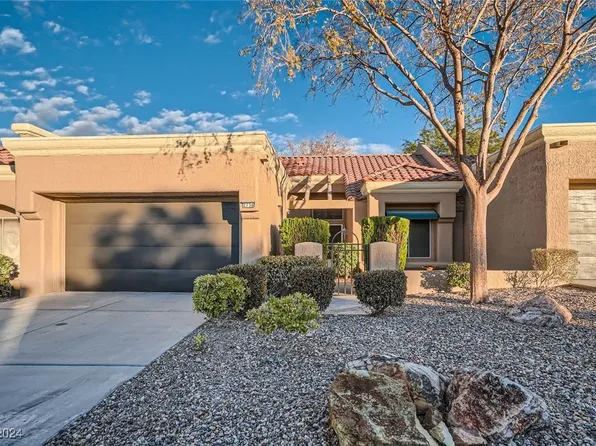 2736 Desert Crystal Dr, Las Vegas, NV 89134