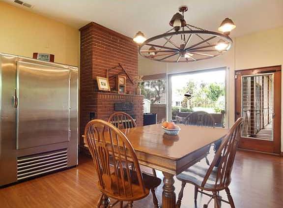 2nd image of 613 Limona Woods Dr