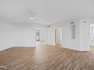 9151 W Greenway Rd UNIT 106, Peoria, AZ 85381