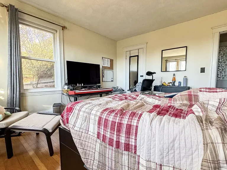 28 Manet Rd #2 — Photo 7