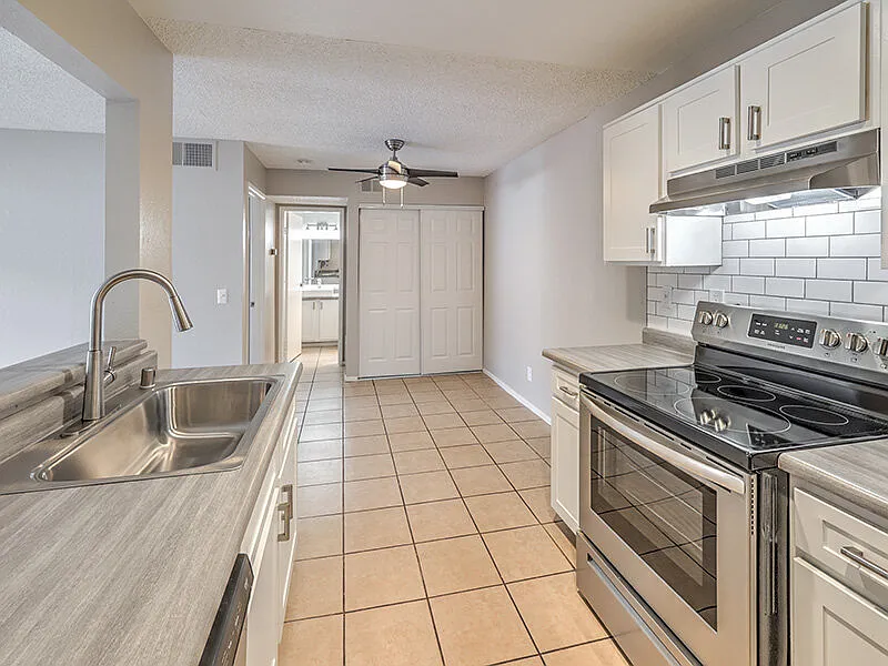 Gateway Villas — Photo 2