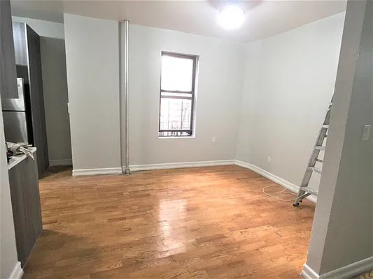 Rented by BRICK & GALO REALTY CORP | media 22