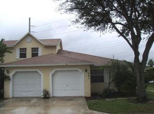 201 Maplewood Dr, Greenacres, FL 33415